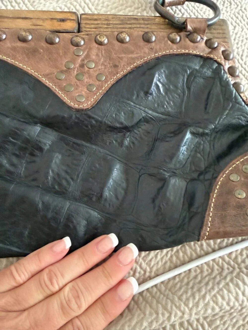 Artisan Made Vintage Womens Leather Wood Frame Studded Hand/Shoulder Bag Boho